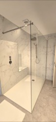 Wandpanelen Douche met Douchebak - Inloopdouche
